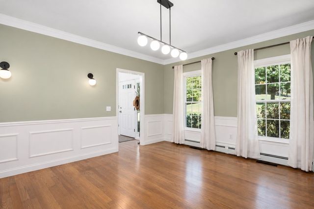 62 Pinsonnault Lane, North Attleboro, MA 02760
