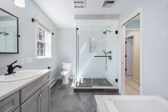 62 Pinsonnault Lane, North Attleboro, MA 02760