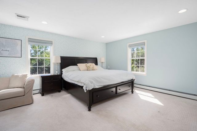 62 Pinsonnault Lane, North Attleboro, MA 02760