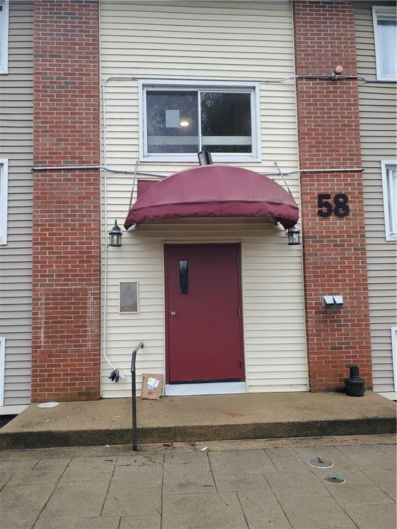58 River Street 41, West Warwick, RI 02893