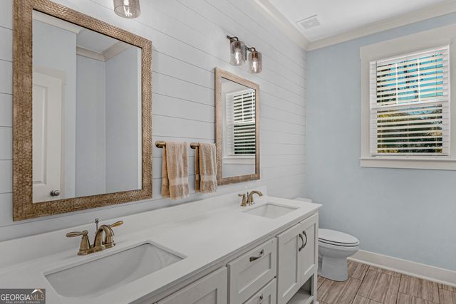 156 Grey Ghost Court, Richmond Hill, GA 31324