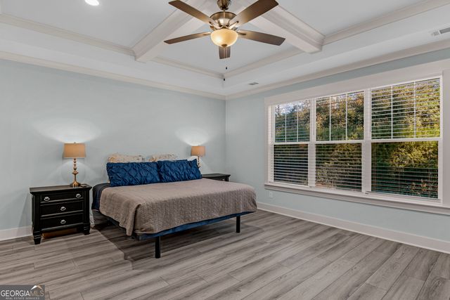 156 Grey Ghost Court, Richmond Hill, GA 31324