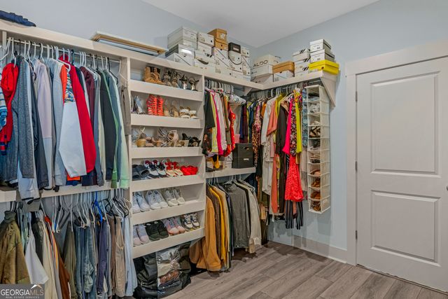 156 Grey Ghost Court, Richmond Hill, GA 31324