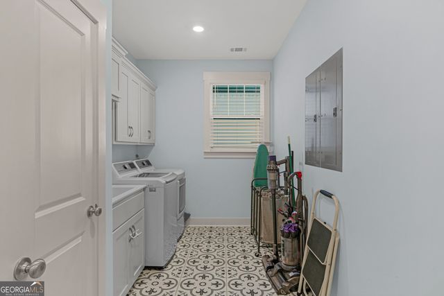 156 Grey Ghost Court, Richmond Hill, GA 31324