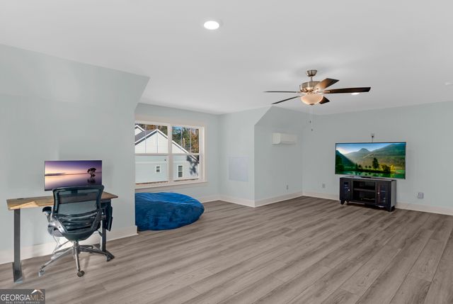 156 Grey Ghost Court, Richmond Hill, GA 31324