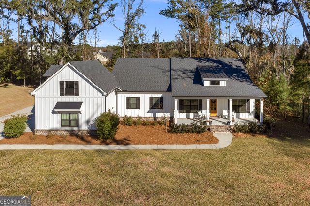 156 Grey Ghost Court, Richmond Hill, GA 31324