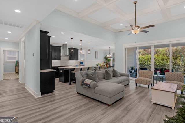 156 Grey Ghost Court, Richmond Hill, GA 31324