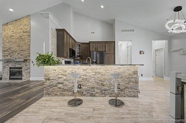 370 Roosevelt Street, Canton, MI 48188