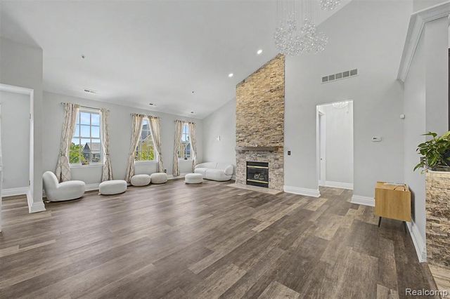370 Roosevelt Street, Canton, MI 48188