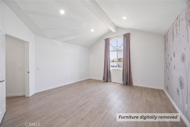 9864 California Avenue 18, South Gate, CA 90280