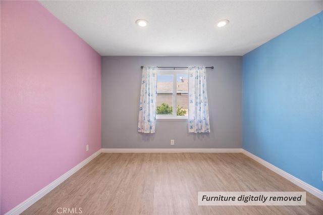9864 California Avenue 18, South Gate, CA 90280