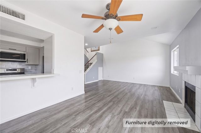 9864 California Avenue 18, South Gate, CA 90280