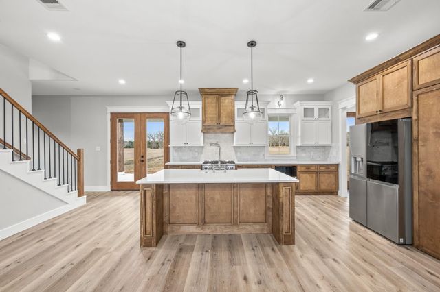 95 Longhorn Loop, New Waverly, TX 77358