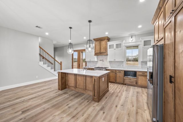 95 Longhorn Loop, New Waverly, TX 77358