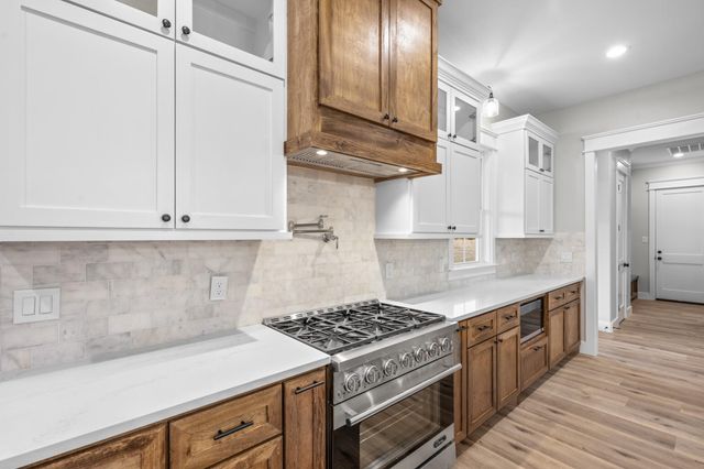 95 Longhorn Loop, New Waverly, TX 77358