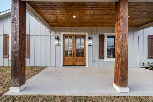 95 Longhorn Loop, New Waverly, TX 77358