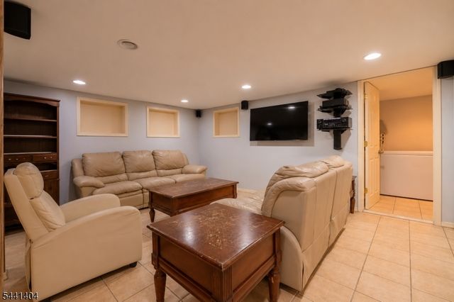 47 Boyden Pkwy, Maplewood Twp., NJ 07040