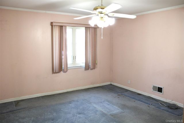16324 20th Avenue, Whitestone, NY 11357