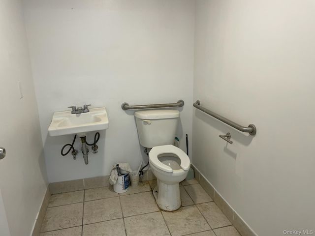 41-13 149 Place 2nd Floor, Flushing, NY 11355