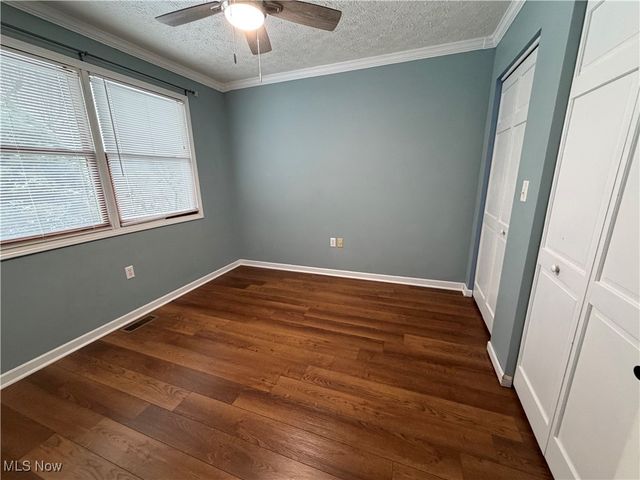 1039 Rector Road, Parkersburg, WV 26105