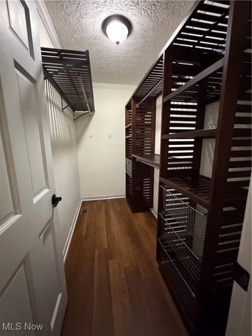 1039 Rector Road, Parkersburg, WV 26105