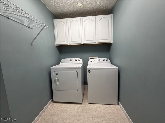 1039 Rector Road, Parkersburg, WV 26105