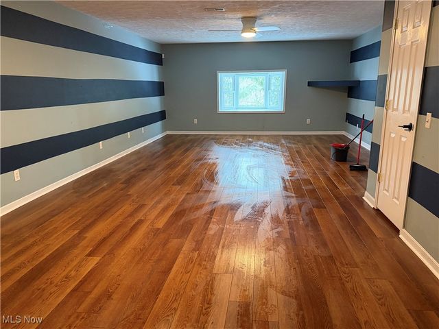 1039 Rector Road, Parkersburg, WV 26105