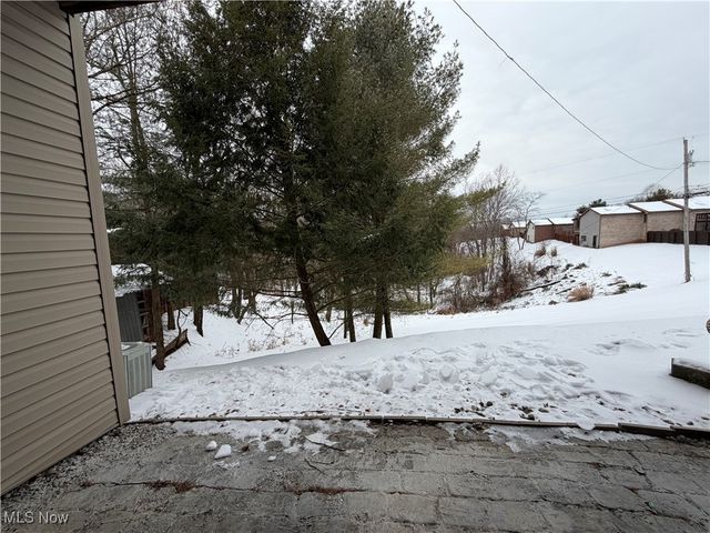 1039 Rector Road, Parkersburg, WV 26105