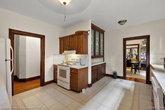 3417 Seminole Street, Detroit, MI 48214