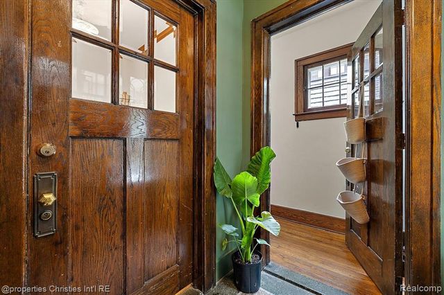 3417 Seminole Street, Detroit, MI 48214