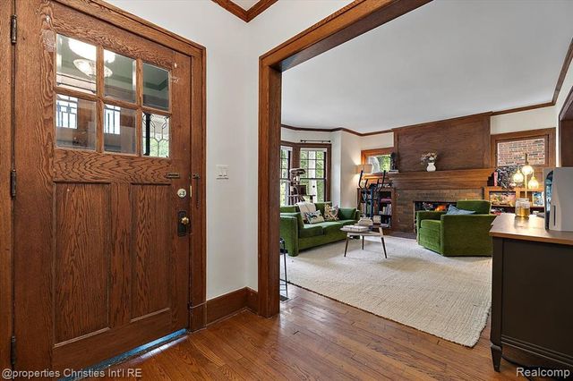 3417 Seminole Street, Detroit, MI 48214