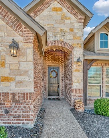 1085 Hesselridge Drive, Hewitt, TX 76643