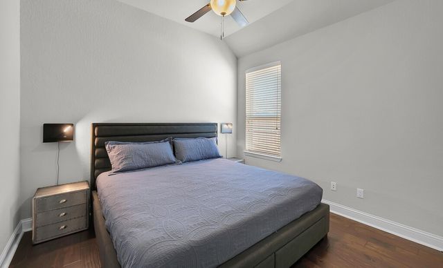 1085 Hesselridge Drive, Hewitt, TX 76643