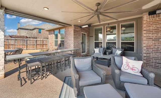 1085 Hesselridge Drive, Hewitt, TX 76643