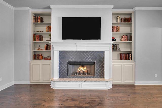 1085 Hesselridge Drive, Hewitt, TX 76643