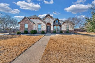 1085 Hesselridge Drive, Hewitt, TX 76643
