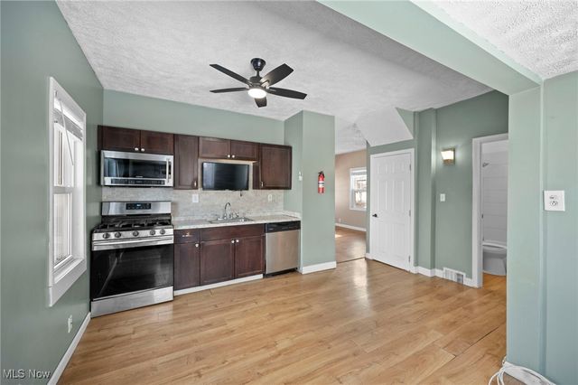 4248 Brookway Lane, Brooklyn, OH 44144