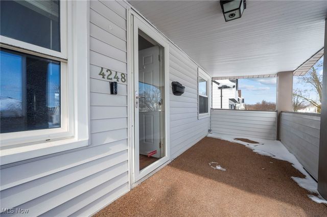 4248 Brookway Lane, Brooklyn, OH 44144