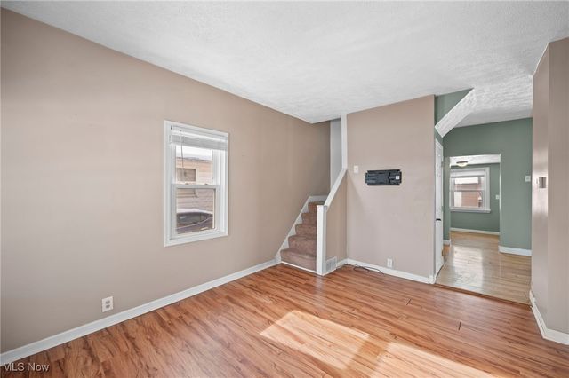 4248 Brookway Lane, Brooklyn, OH 44144