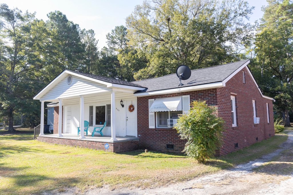 625 Cavan Street, Holly Hill, SC 29059