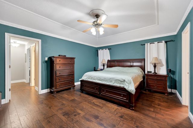 102 Royal Oaks Drive, Greenville, TX 75402