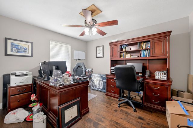 102 Royal Oaks Drive, Greenville, TX 75402