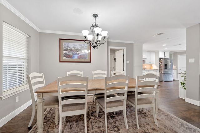 102 Royal Oaks Drive, Greenville, TX 75402