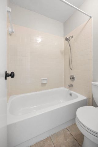 1907 Dauphine CV, Austin, TX 78727