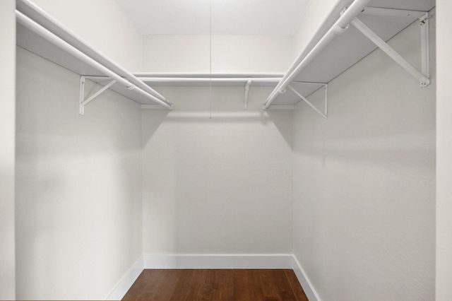 1907 Dauphine CV, Austin, TX 78727