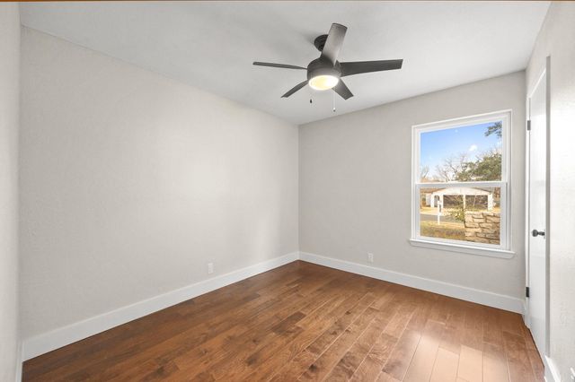 1907 Dauphine CV, Austin, TX 78727