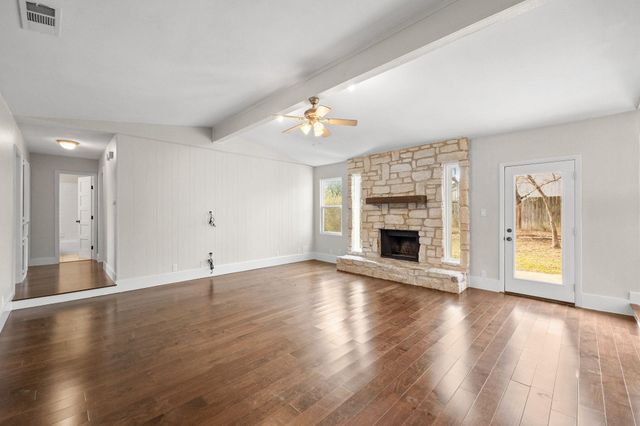 1907 Dauphine CV, Austin, TX 78727