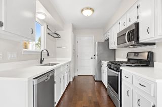 1907 Dauphine CV, Austin, TX 78727