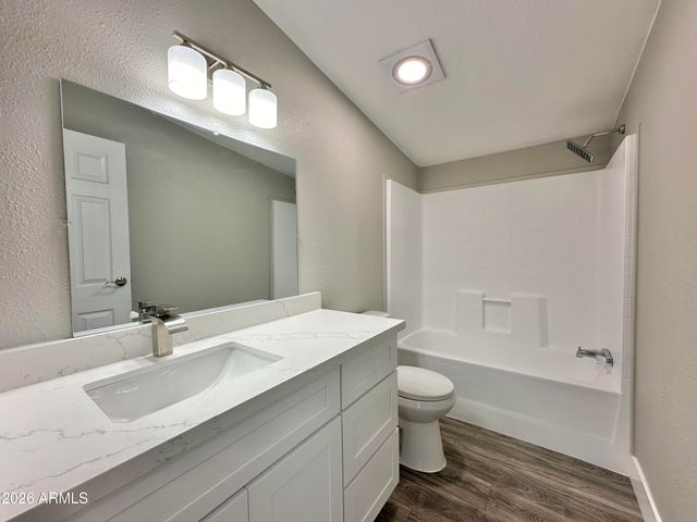 7615 E Creekside Drive, Flagstaff, AZ 86004