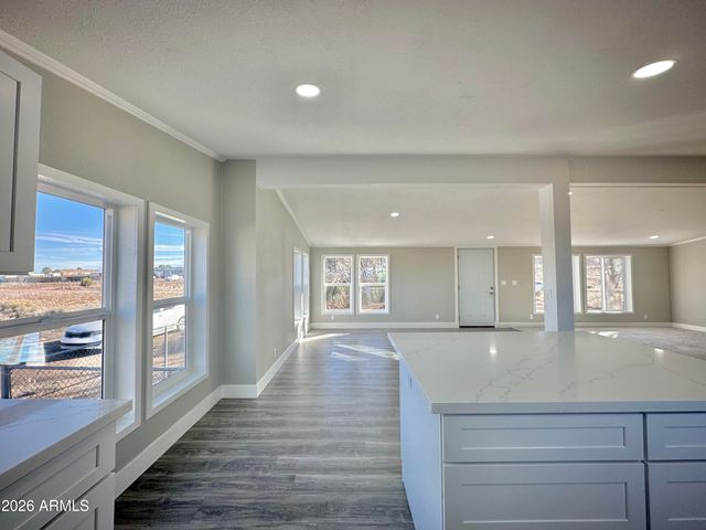 7615 E Creekside Drive, Flagstaff, AZ 86004